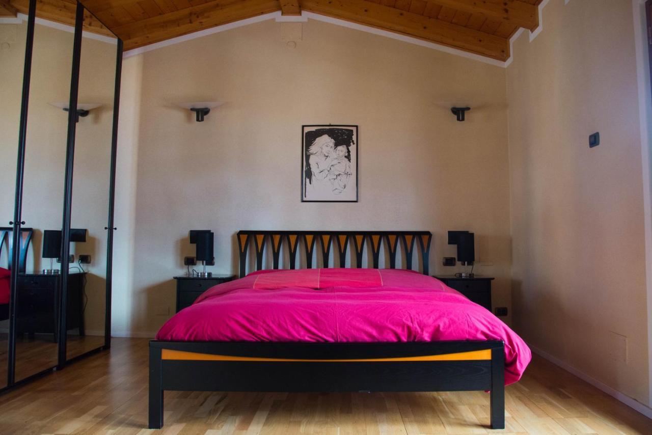 Guesthouse "Villa Tamas" Лімоне-суль-Гарда Екстер'єр фото