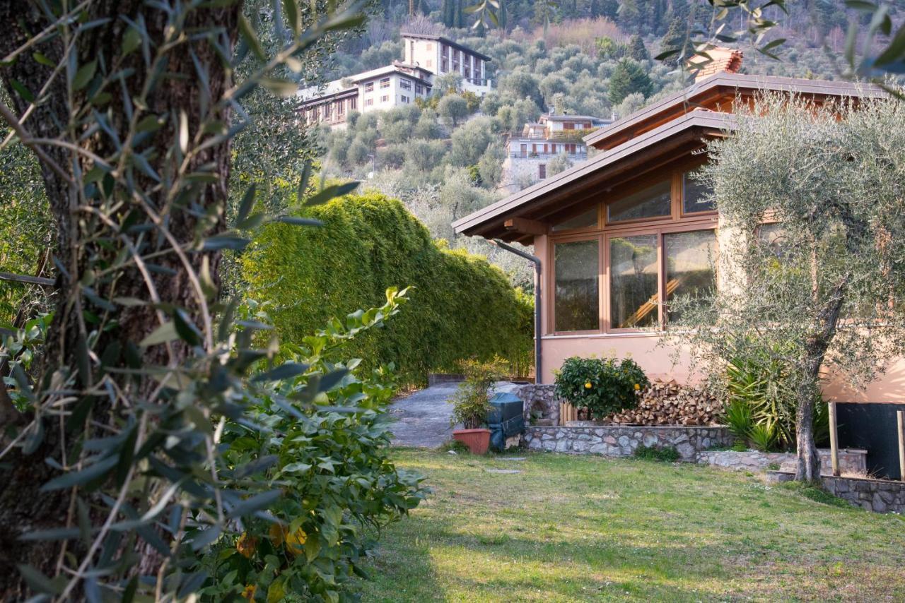 Guesthouse "Villa Tamas" Лімоне-суль-Гарда Екстер'єр фото